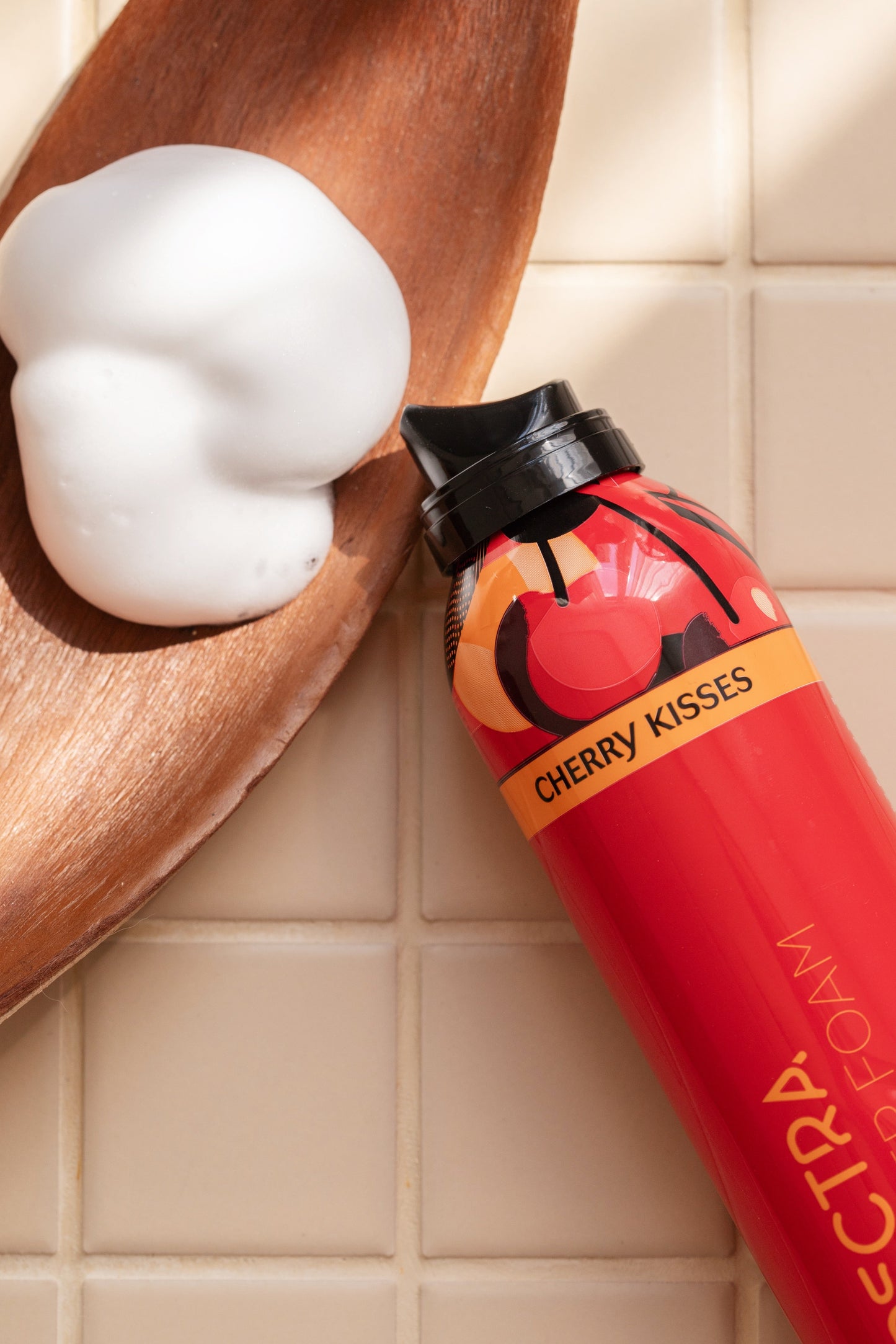 Duş Köpüğü - Cherry Kisses (Meyvemsi & Tropikal Koku)- 200 ML