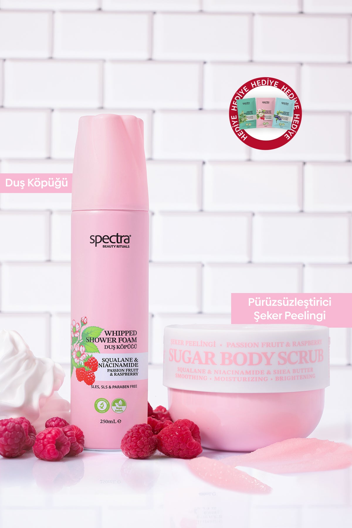 Raspberry&Passion Fruit 2'li Vegan Bakım Seti - Kremsi Duş Köpüğü & Şeker Peelingi