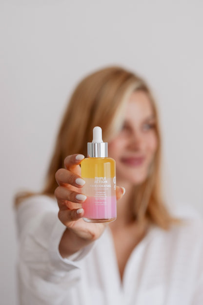 3 Fazlı Ağırlık Yapmayan Saç Kokteyl Serumu - Avakado & Jojoba & Makademya Yağı (Tropikal Koku) - 100 ML