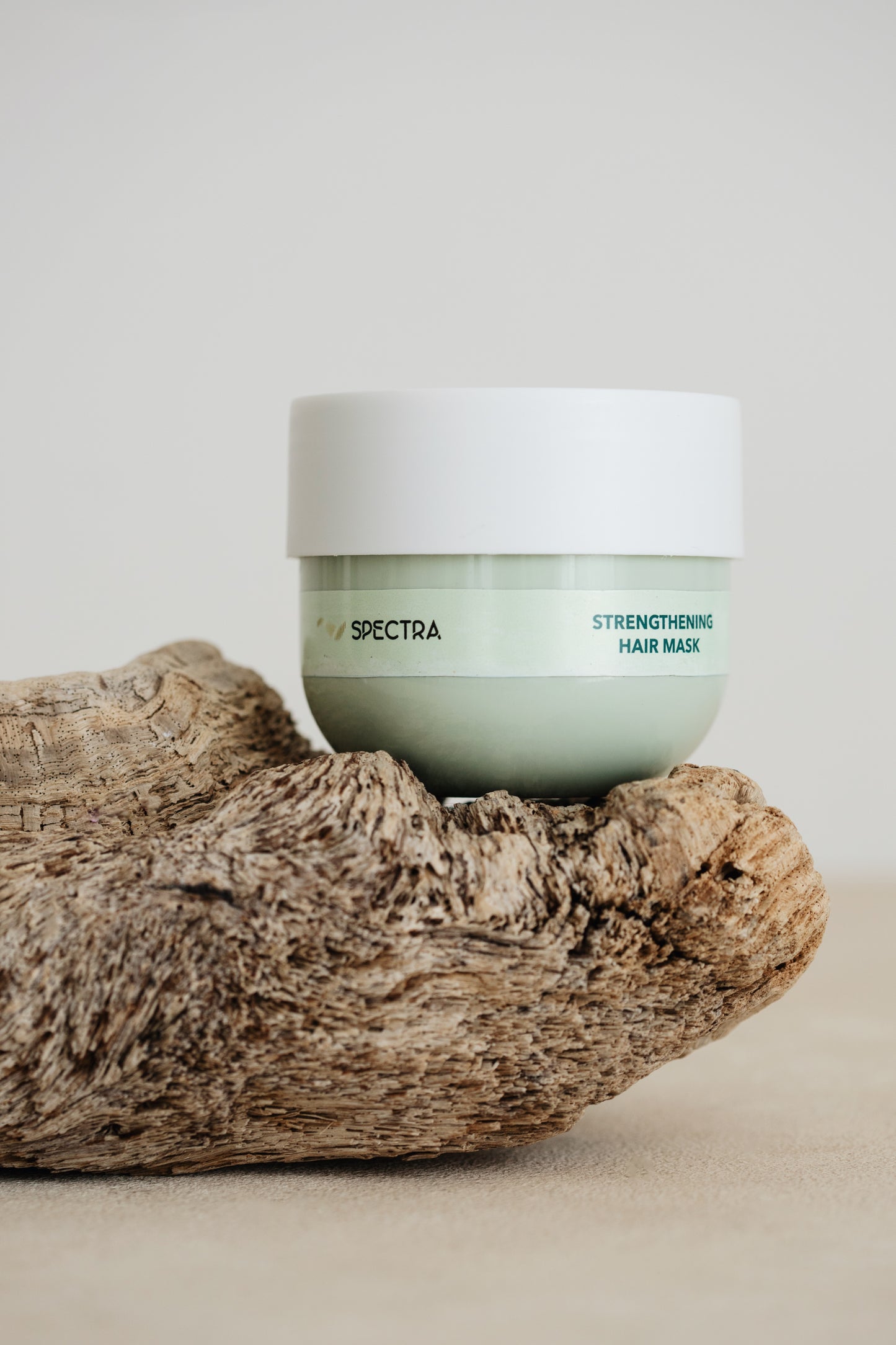 Besleyici ve Onarıcı Keçi Sütlü Saç Maskesi (Keratin + Keçi Sütü) - 300 ML