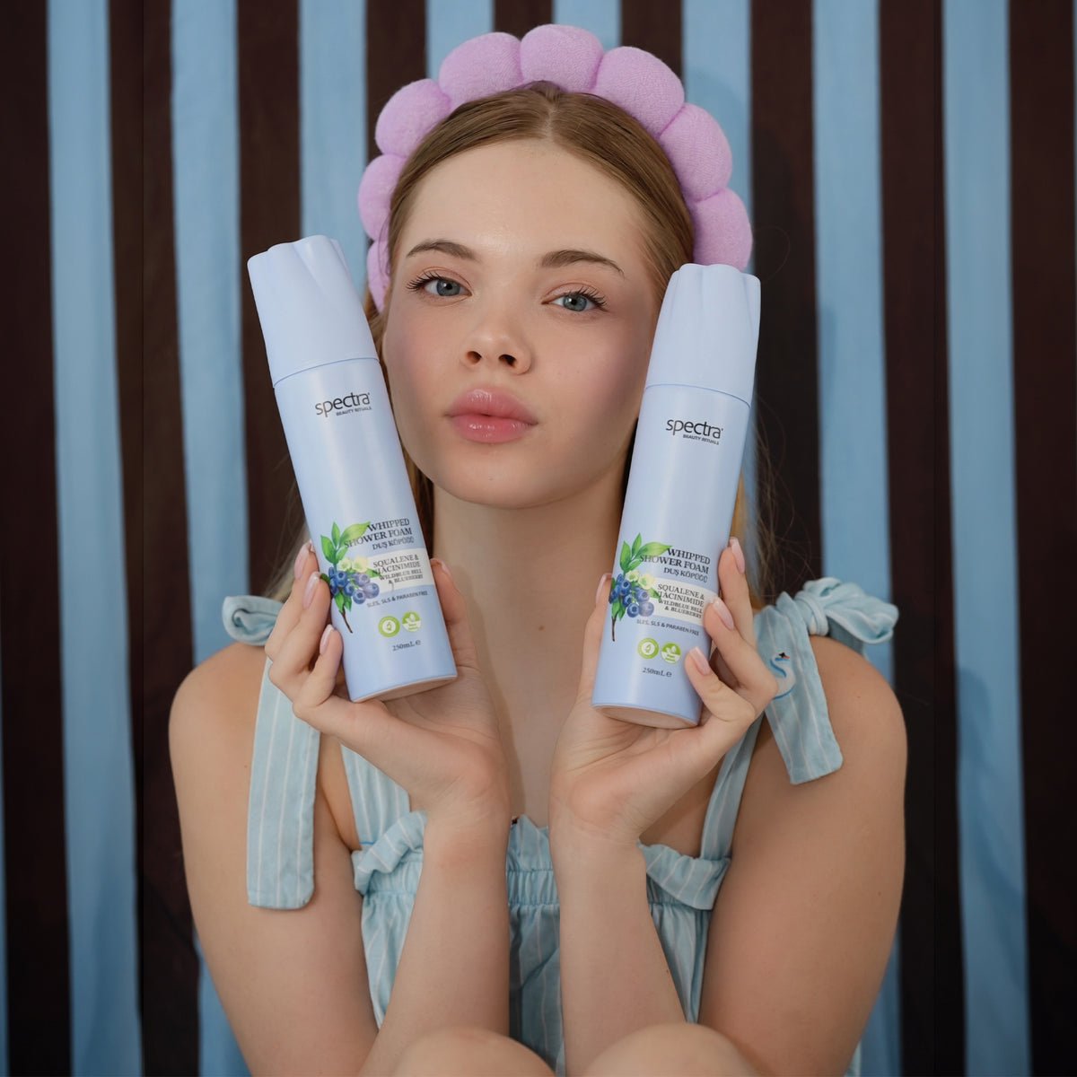 Blueberry & Wild Bluebell Vegan Whipped Shower Foam, Squalane & Niacinamide 250 ml
