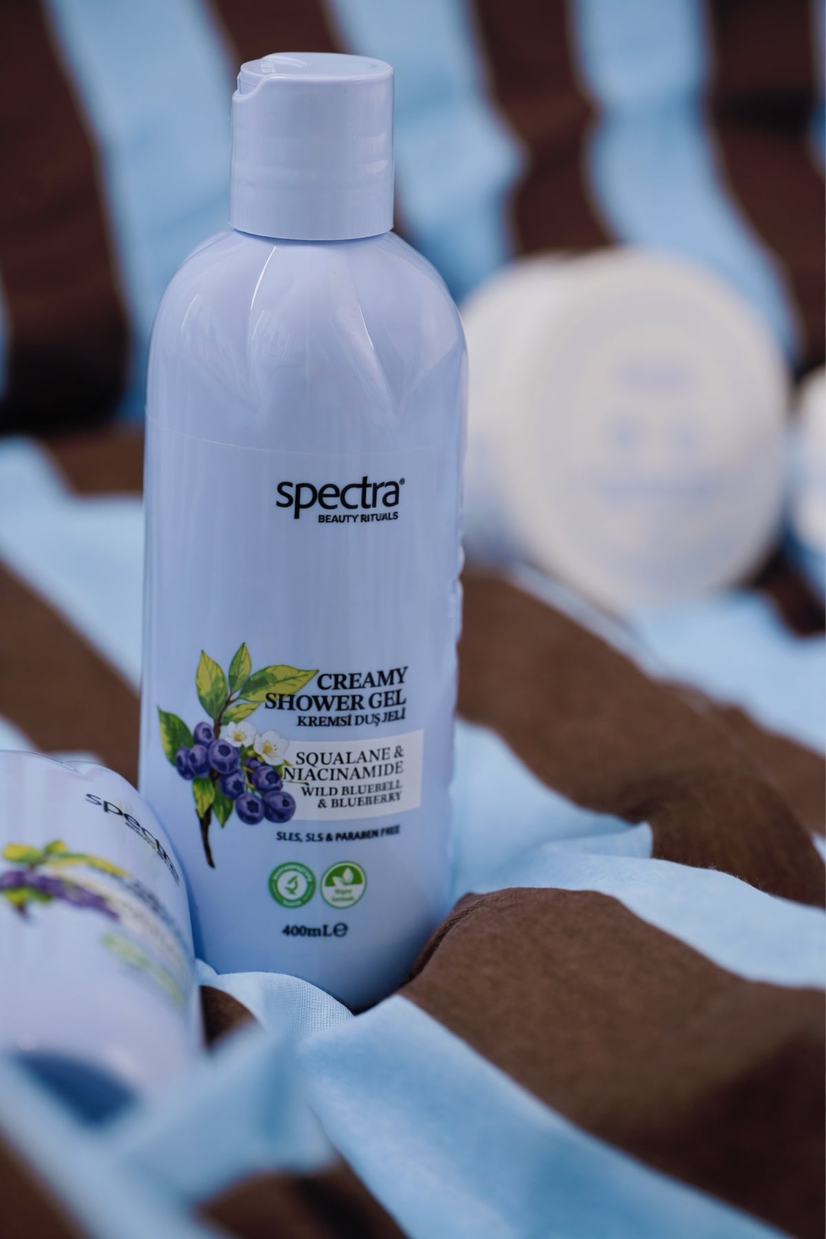 Nemlendirici Kremsi Vegan Duş Jeli -Blueberry&Wild Bluebell- SLES&SLS&Paraben içermez- 400 ML