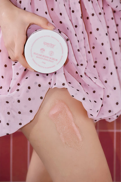 Raspberry & Passion Fruit 3'lü Vegan Set, Duş Köpüğü + Şeker Peelingi + Vücut Losyonu - 8