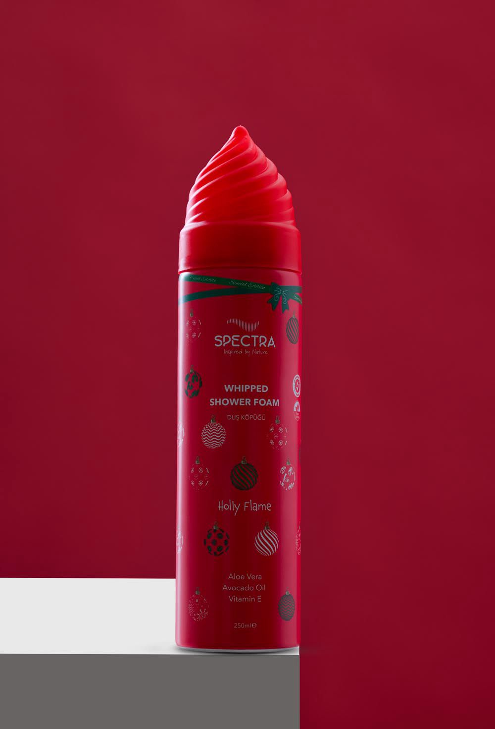 Christmas Holly Whipped Duş Köpüğü-Baharatlı&Odunsu Koku(SLES & SLS, PARABEN FREE)-250 ML